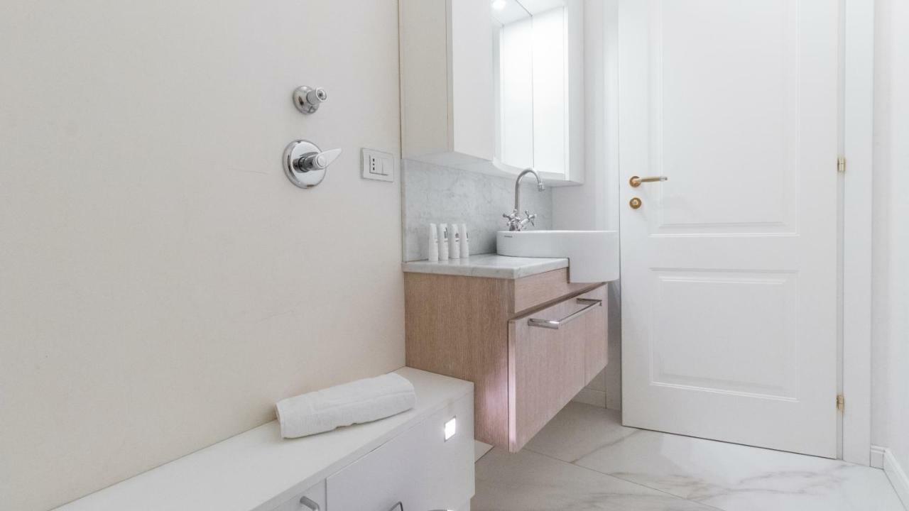 Italianway - Durini 23 Milano